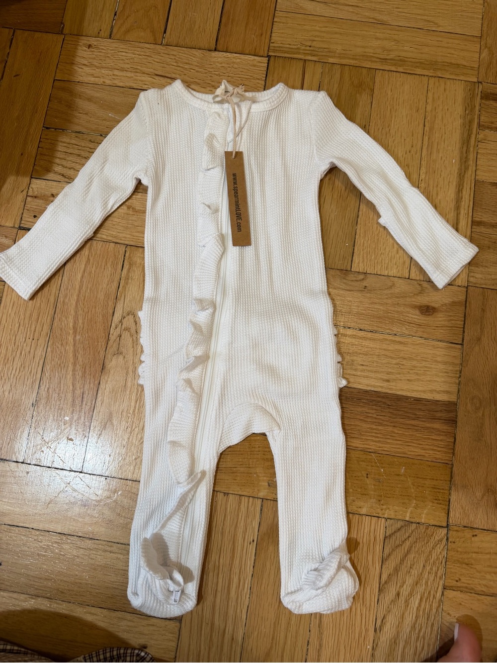 Spearmint love NWT 0-3 month white Ruffle-Trim Footed One-Piece